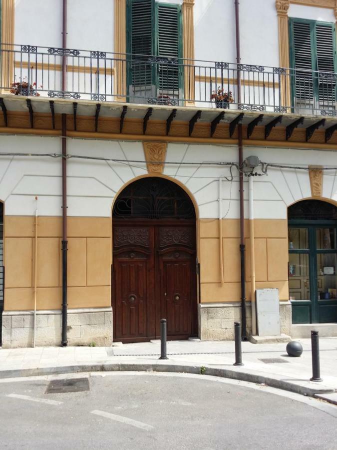 La Casetta Di Tilde Termini Imerese Luaran gambar